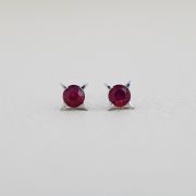 Cercei din aur alb cu rubine