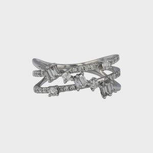 Inel 4,70 grame aur alb cu diamante