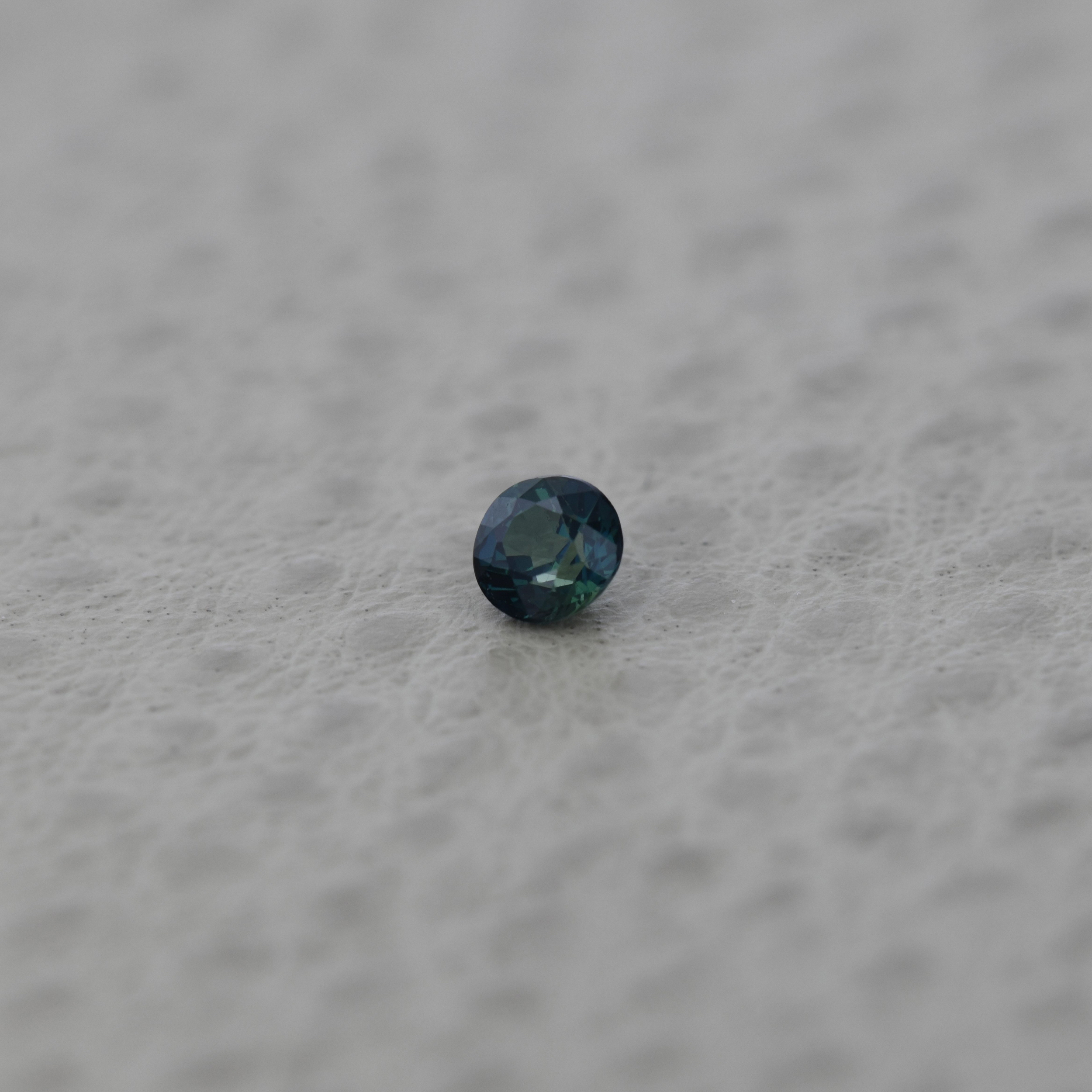 Safir 0,43 ct., neincalzit, ALGT Antwerp