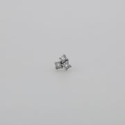 Cercel din aur alb 18k, 0,48 grame cu diamante