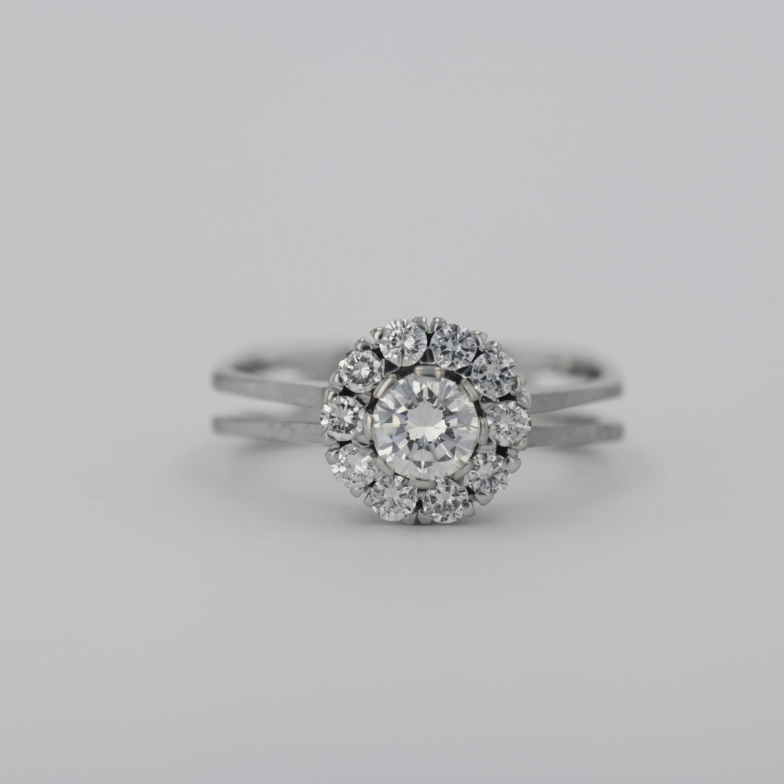 Inel cu diamante, aur alb 14k, 5,52 grame