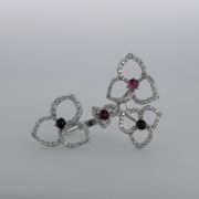 Inel din aur alb 18k cu diamante si cuarturi colorate