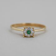 Inel din aur galben 18k cu smarald si diamante