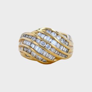 Inel aur galben cu diamante bagheta si rotunde