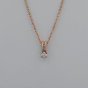 Lant cu pandantiv, aur roz 18k cu diamant