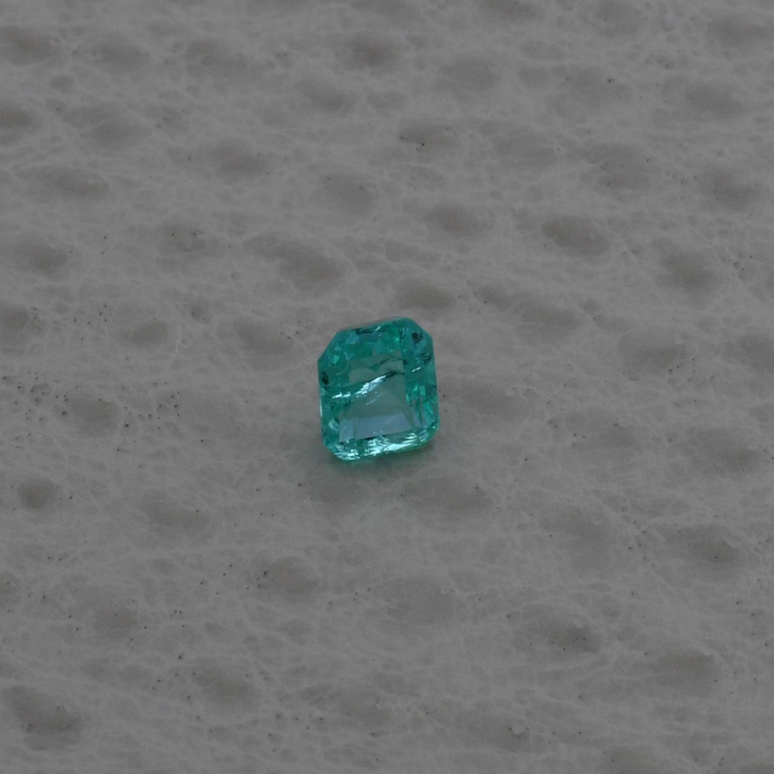 Smarald 0,48 ct., Columbia, certificare ALGT Antwerp