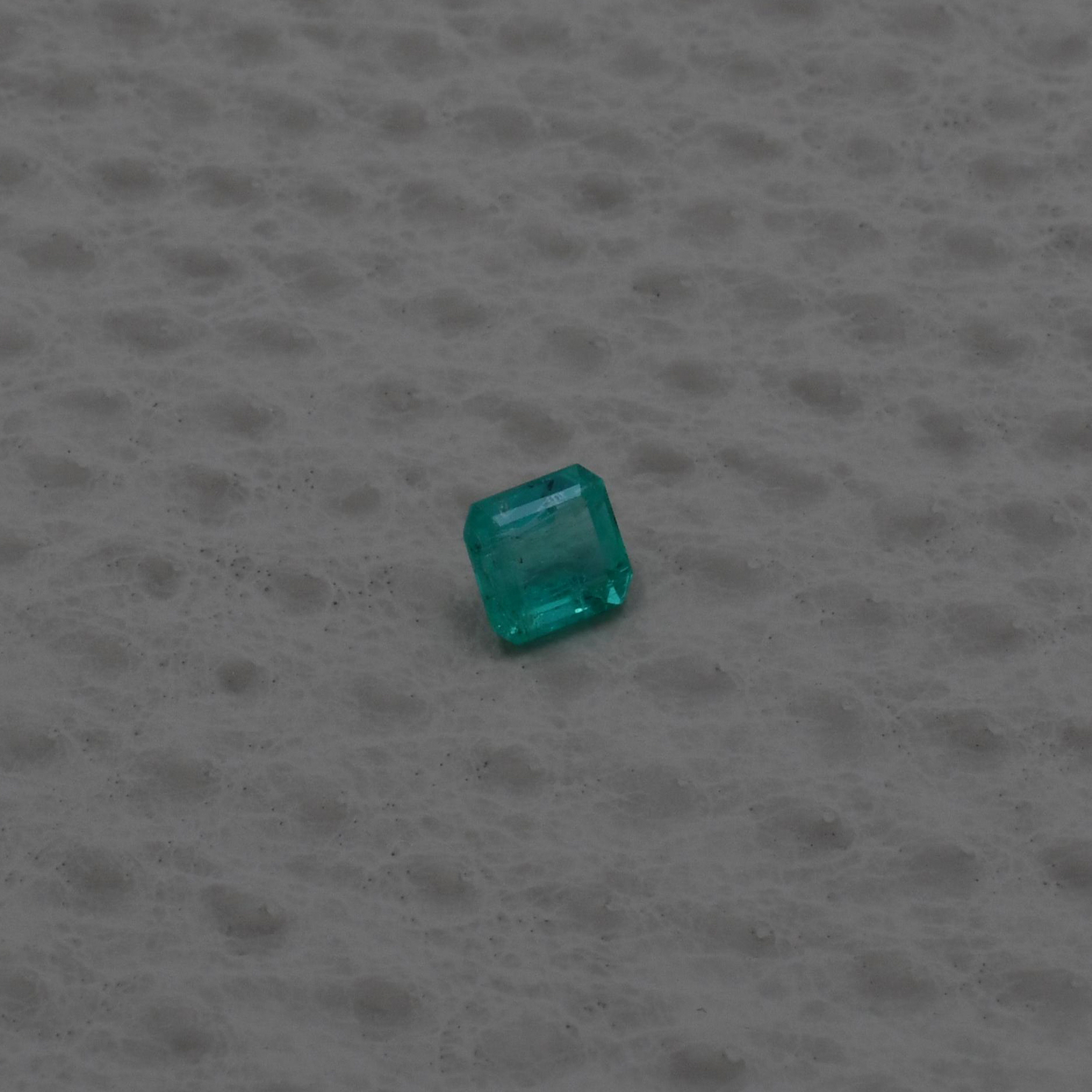 Smarald 0,49 ct., Columbia, certificare ALGT Antwerp